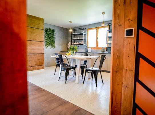 Atlas Chmur Apartament Biały Dunajec Exteriör bild